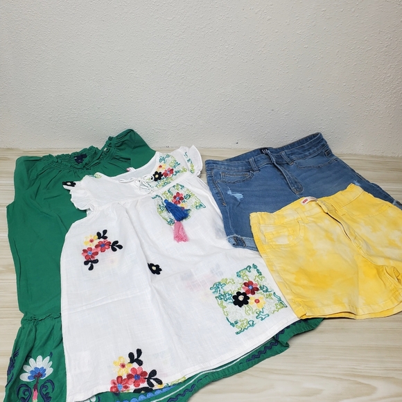 GAP Other - Girls Bundle 2 Dresses, 2 Pairs of Denim Shorts Size 12